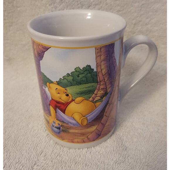 Disney Winnie the Pooh Ceramic Coffee Tea Mug Cup By Houston Harvest - Picture 1 of 5